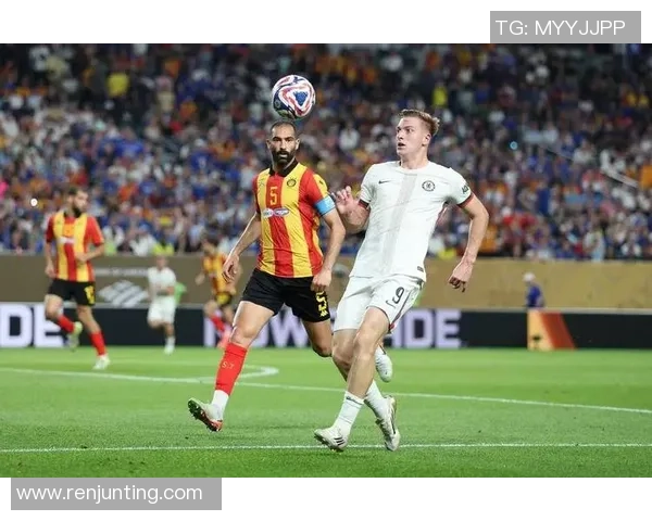 各国足球世界杯球星名单汇总与分析 新星崛起与老将风采并存